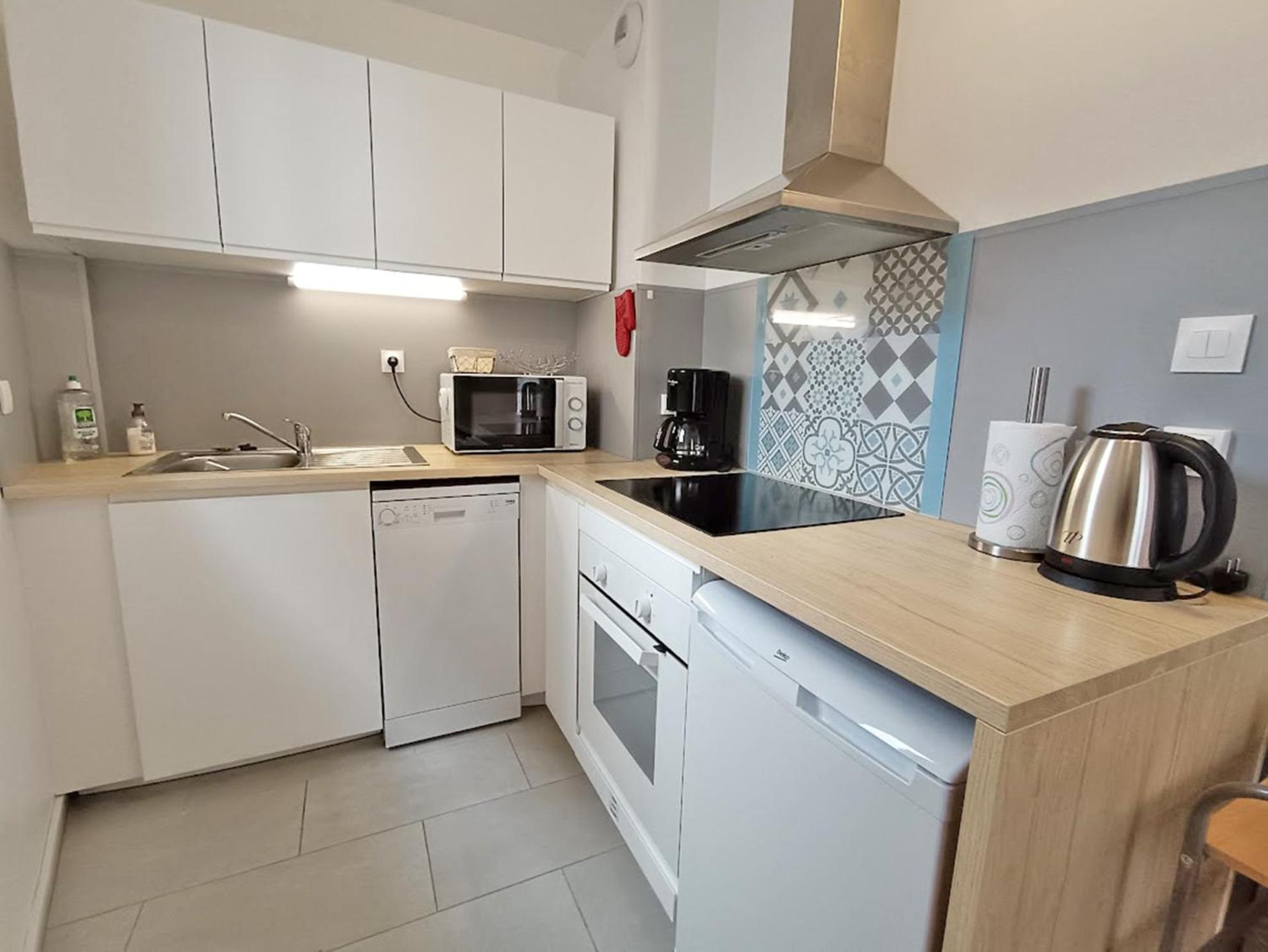 Residence Des Jardins, Wifi, Centre Luchon Bagnères-de-Luchon Zewnętrze zdjęcie