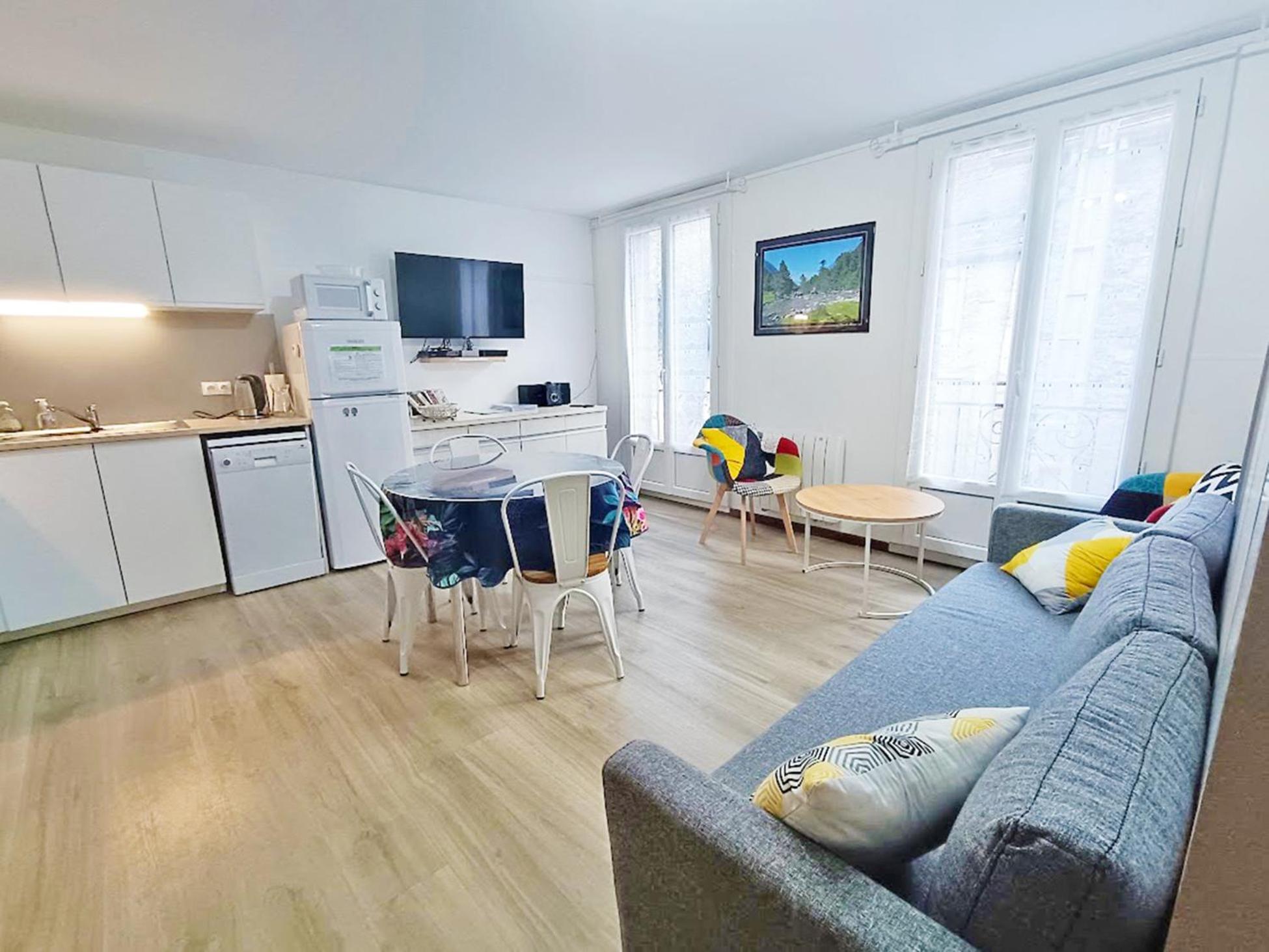 Residence Des Jardins, Wifi, Centre Luchon Bagnères-de-Luchon Zewnętrze zdjęcie